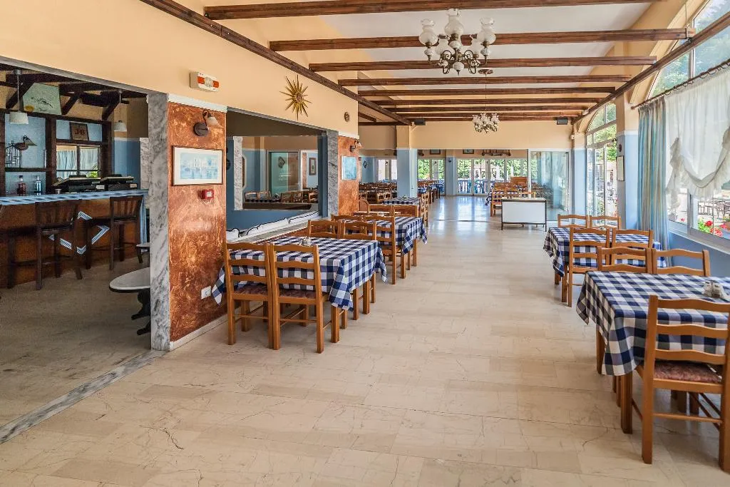 Restaurant, Sintrivanis Resort Beach, Thessaloniki