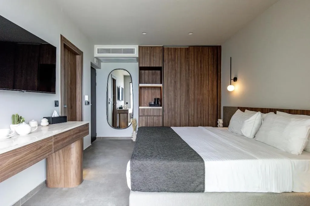 Room, Elios Hill - Sun Kissed Happiness, Crete