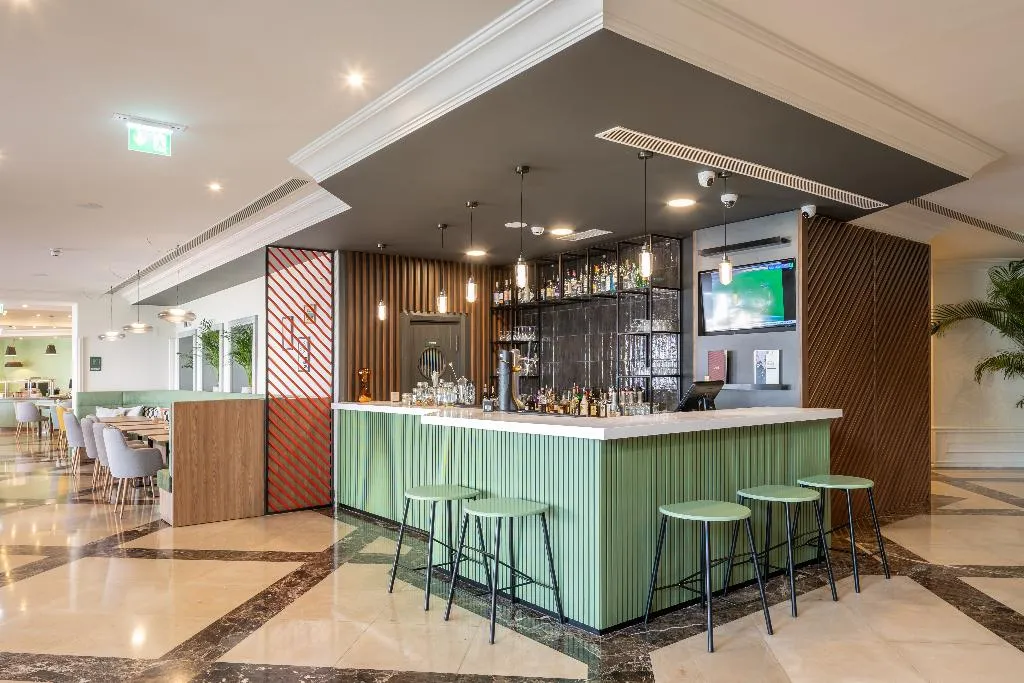 Bar, Holiday Inn Algarve Albufeira, an IHG Hotel, Algarve