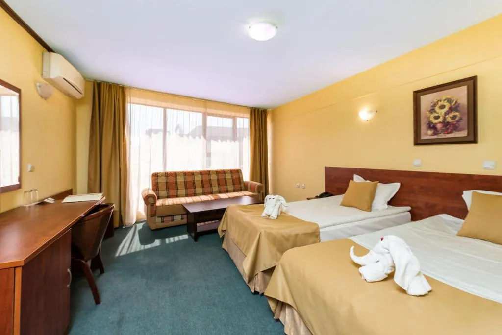 Room, Hotel Avenue, Bourgas