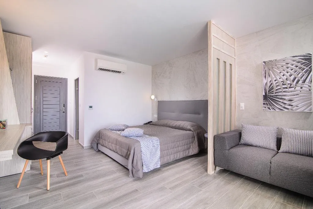 FAMILY ROOM DELUXE Room, Lagomandra Beach Hotel, Halkidiki