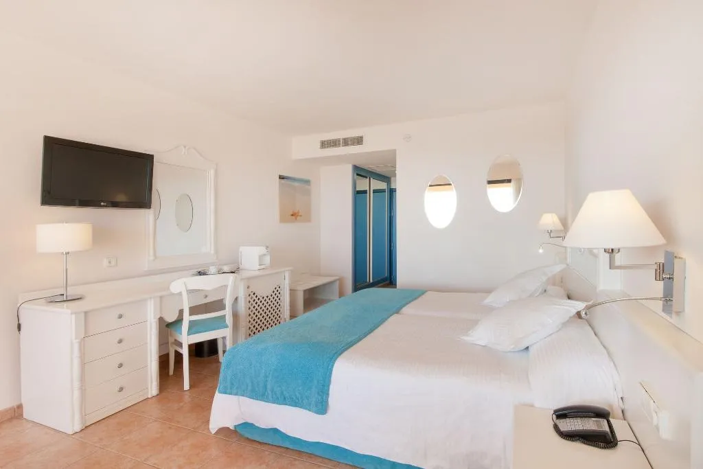 DOUBLE SINGLE USE SEA VIEW Room, Iberostar Waves Playa Gaviotas, Fuerteventura