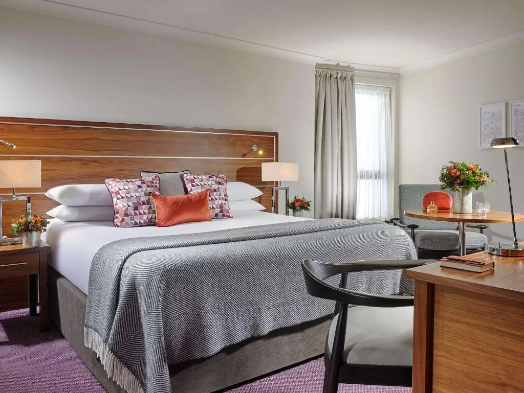 JUNIOR SUITE STANDARD Room, The Green, Dublin
