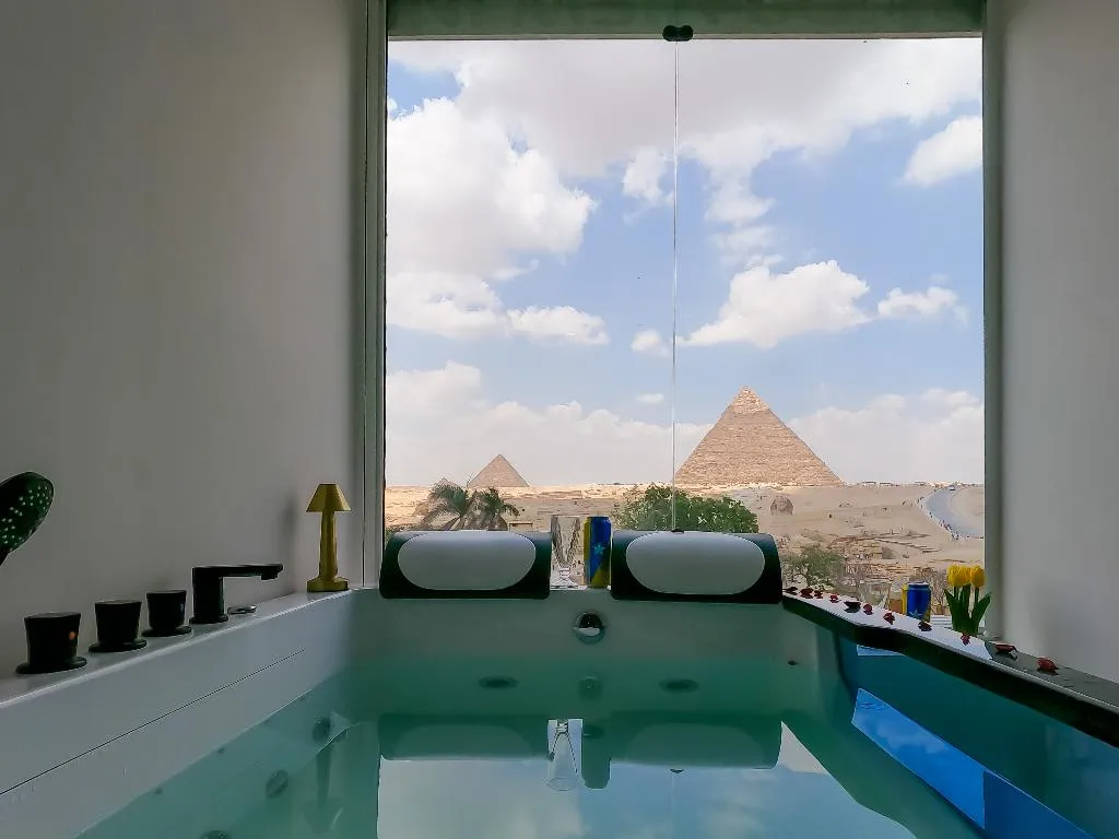 Double or Twin DELUXE WITH JACUZZI Room, Giza Pyramids View Inn, Cairo