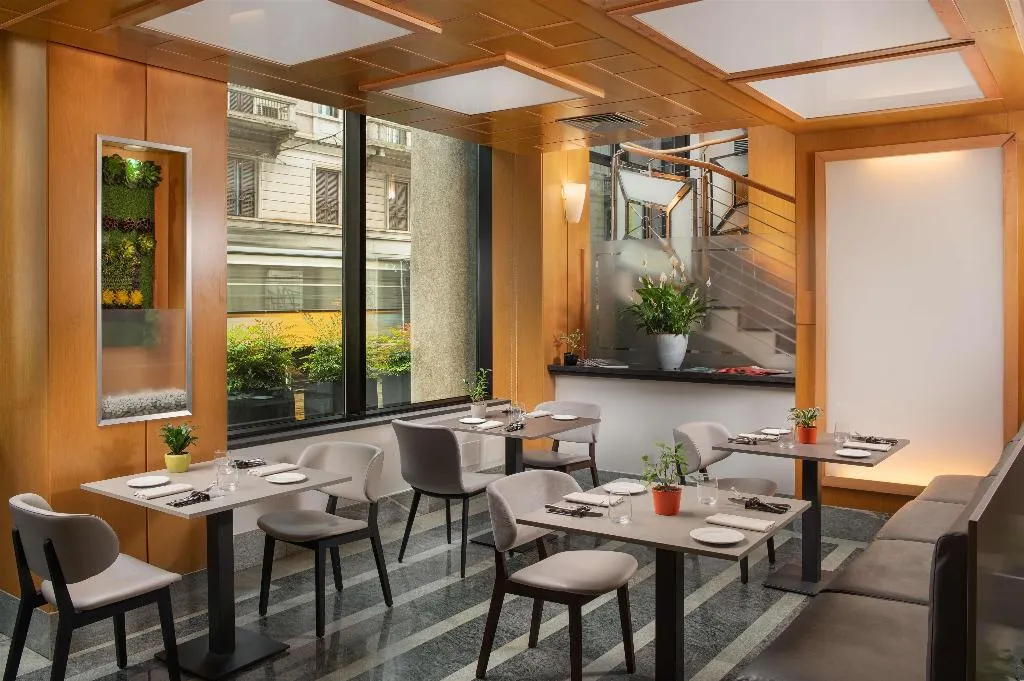Restaurant, NH Milano Machiavelli, Milan