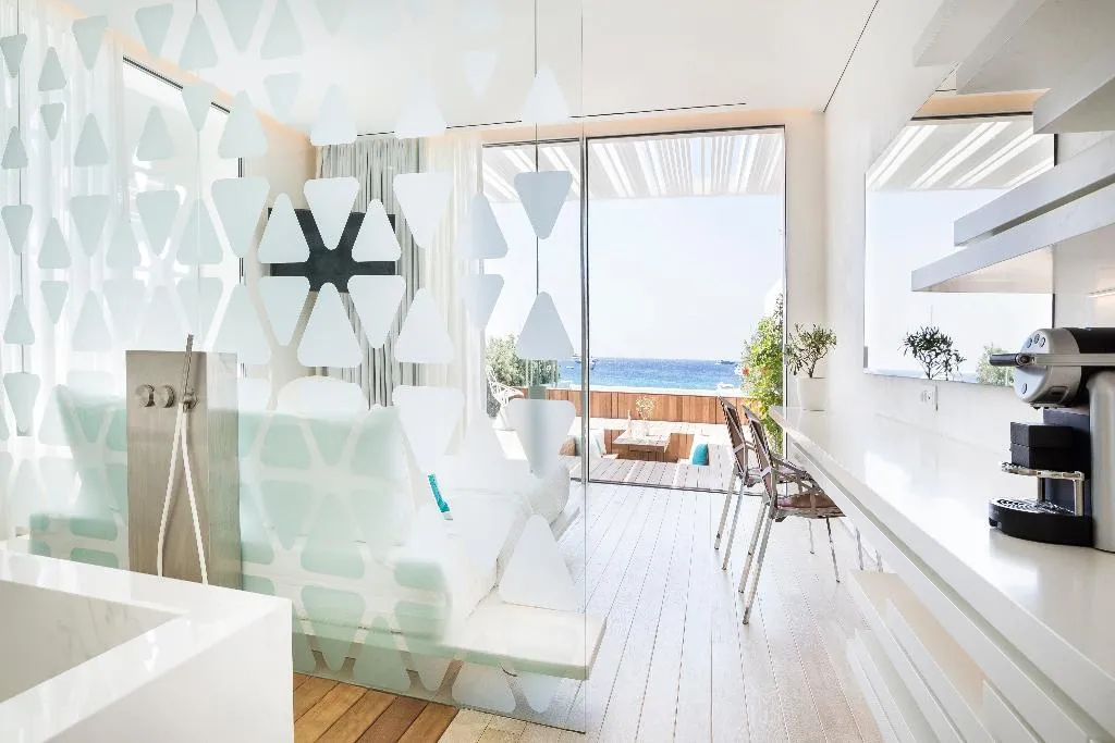 SUITE SEA VIEW WITH PRIVATE POOL Room, Mykonos Dove beach hotel, Mykonos