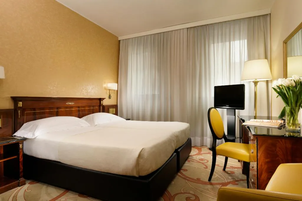 DOUBLE SINGLE USE CLASSIC Room, UNA HOTELS Scandinavia Milano, Milan