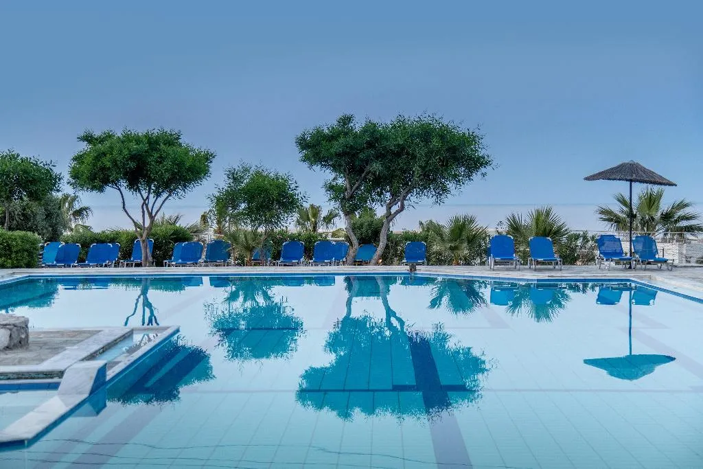 Pool, Semiramis Village, Crete