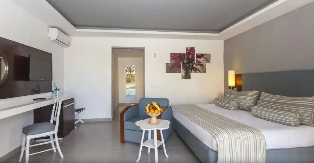 QUADRUPLE STANDARD Room, Cesar Thalasso & Convention, Tunisia