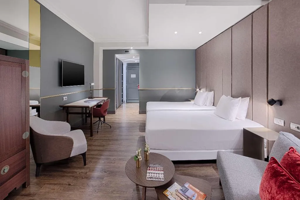DOUBLE SUPERIOR Room, NH Collection Milano Porta Nuova, Milan