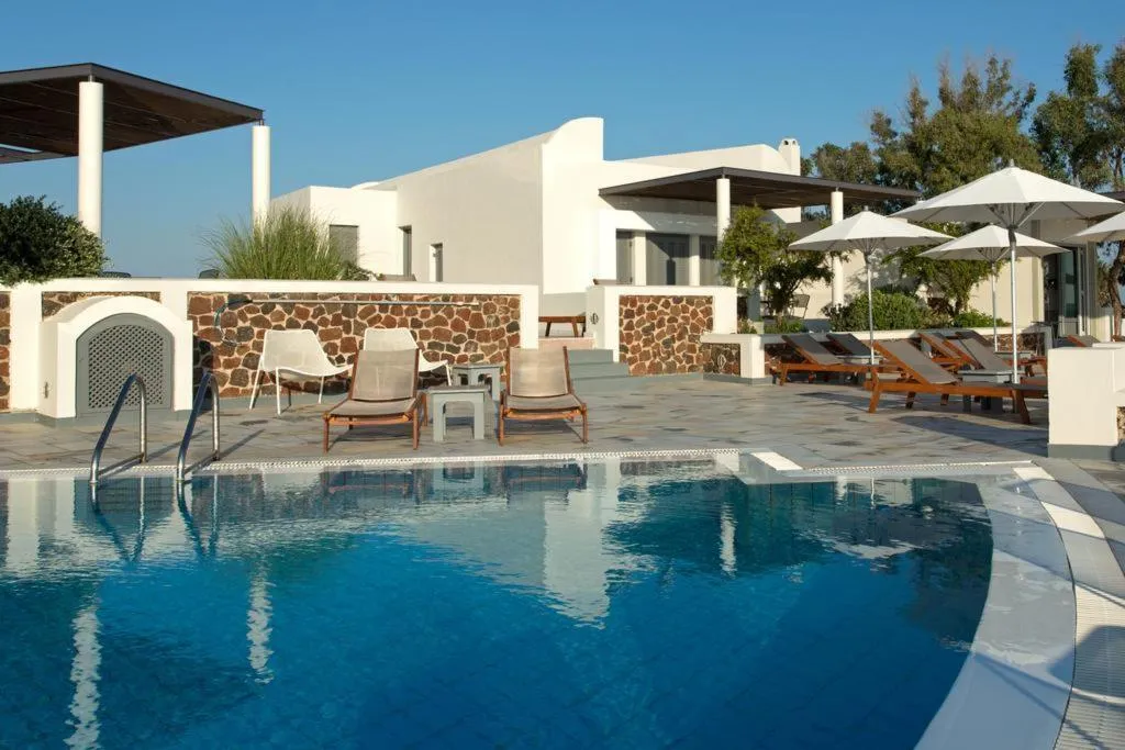 Pool, Xenones Filotera, Santorini