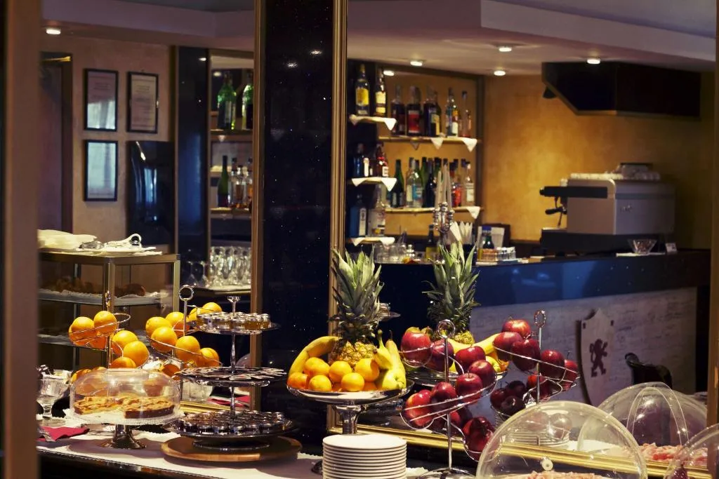 Restaurant, Hotel Motel Visconteo, Milan