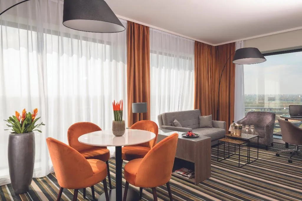 SUITE STANDARD Room, Leonardo Royal Hotel Amsterdam, Amsterdam