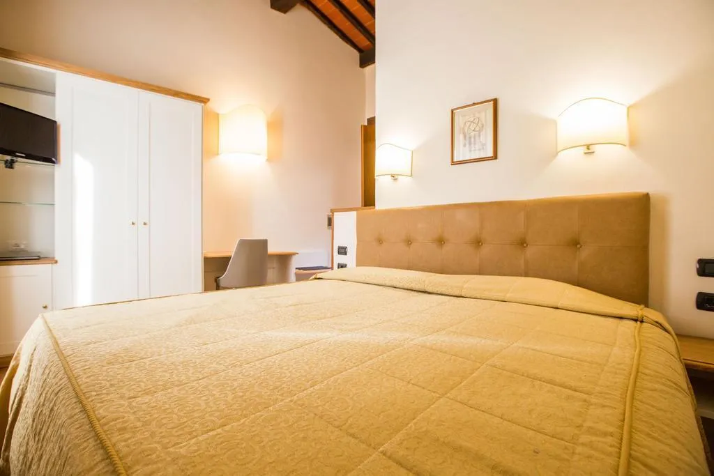 General view, Hotel Relais Il Cestello, Florence