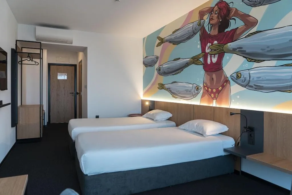 Room, Campus 90, Varna