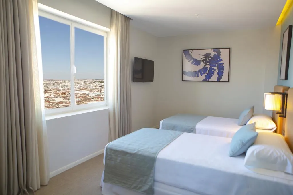 TWIN DELUXE Room, Hotel Riu Plaza España, Madrid