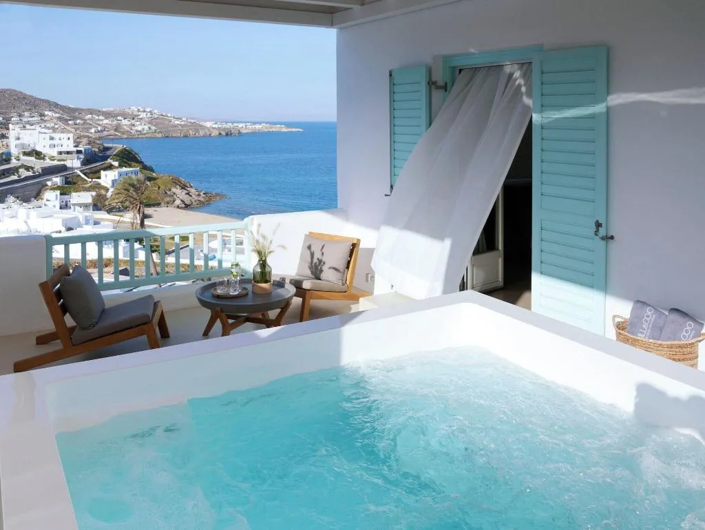 SUITE HONEYMOON Room, Bill & Coo Suites and Lounge, Mykonos