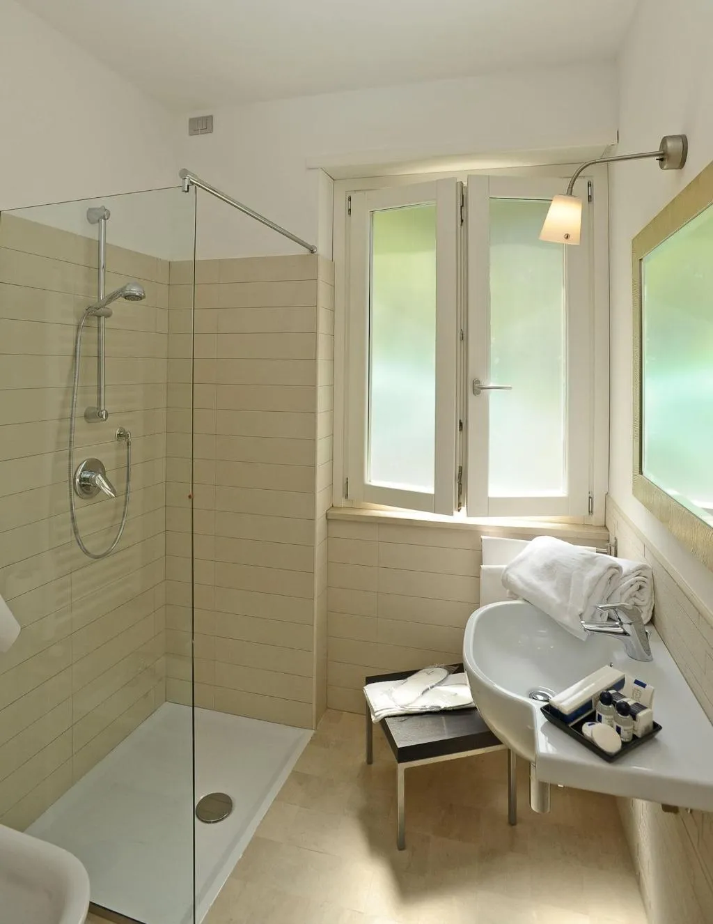Room, Residence La Dolce Vita, Naples