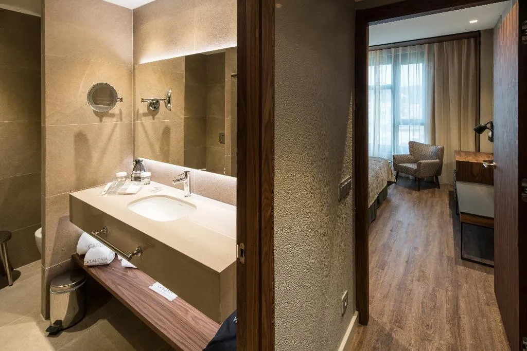 DOUBLE SINGLE USE DELUXE Room, Catalonia Barcelona Plaza, Barcelona