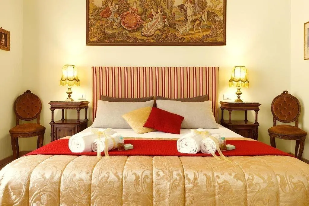Room, Homs Sweet Home, Rome