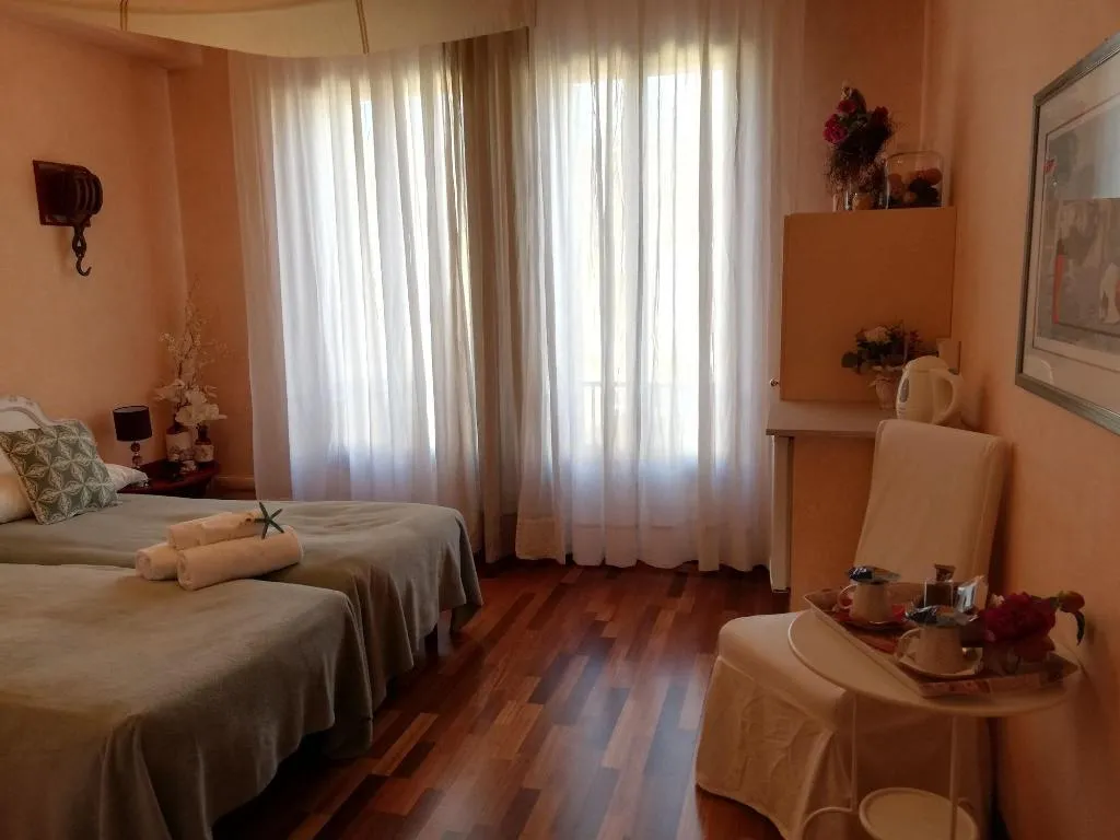 Room, 328 Il Veliero Romantico, Venice
