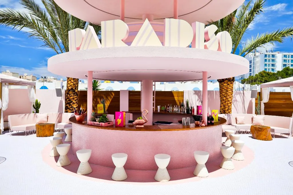 Bar, Paradiso Art Hotel, Ibiza
