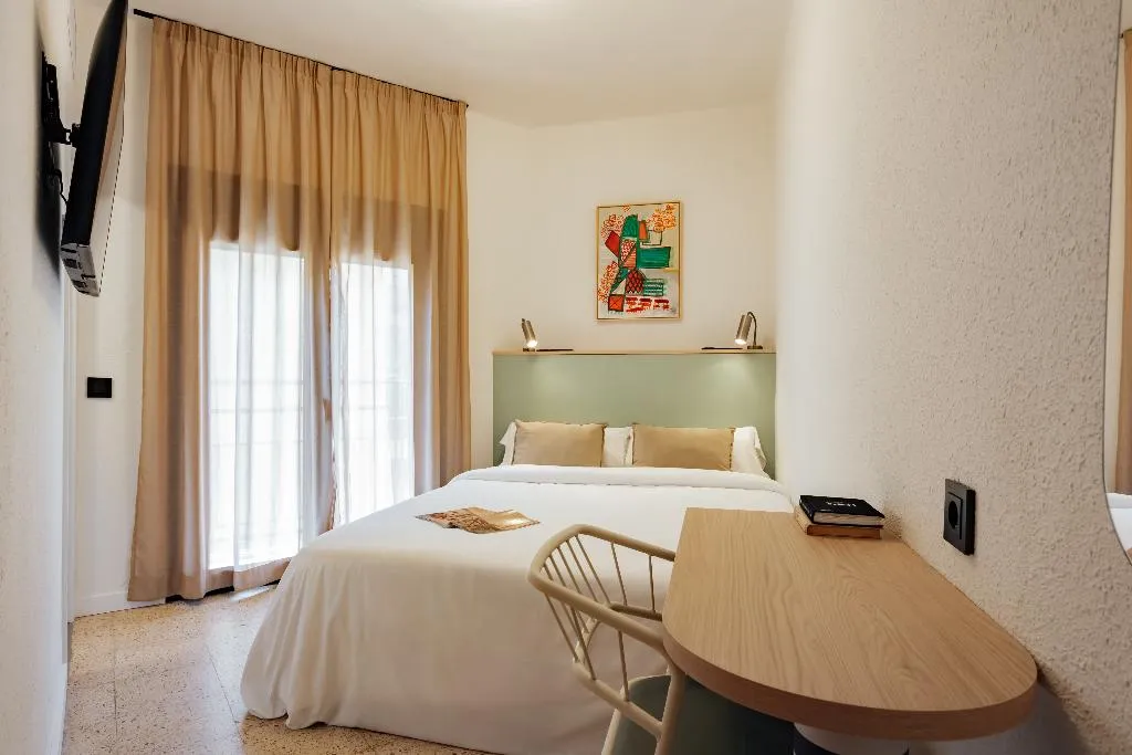DOUBLE WITH BALCONY Room, Hotel Robson, Costa Brava