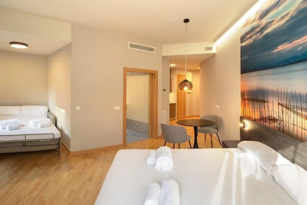 Room, Palau Suites & Apartments, Valencia