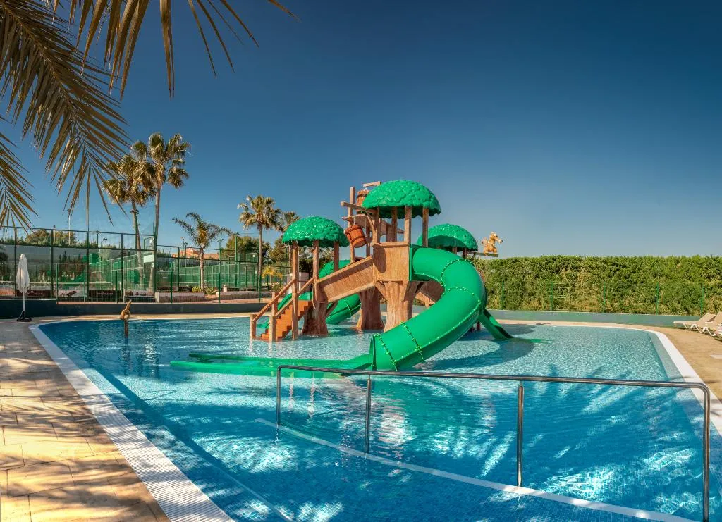 Pool, Magic Robin Hood Resort, Costa Blanca