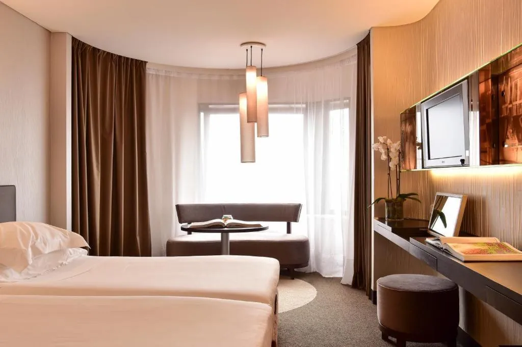 SINGLE DELUXE Room, Porto Palacio by The Editory, Porto