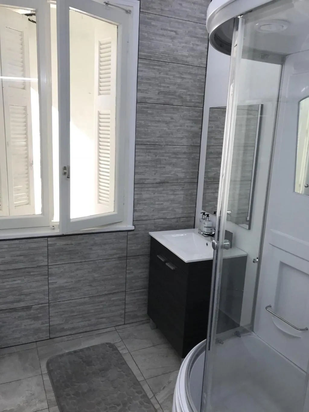 Room, Gk Athens, Athens
