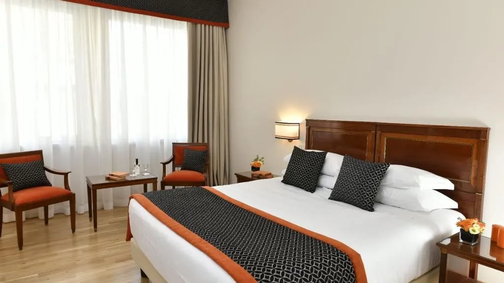 Double or Twin CLASSIC Room, Bettoja Hotel Mediterraneo, Rome
