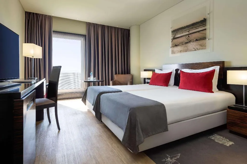 DOUBLE STANDARD Room, Melia Ria, Algarve