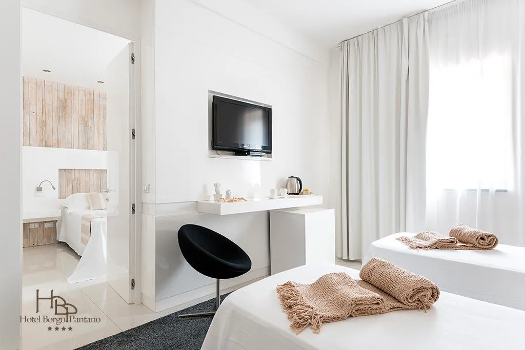 JUNIOR SUITE STANDARD Room, Hotel Borgo Pantano, Catania