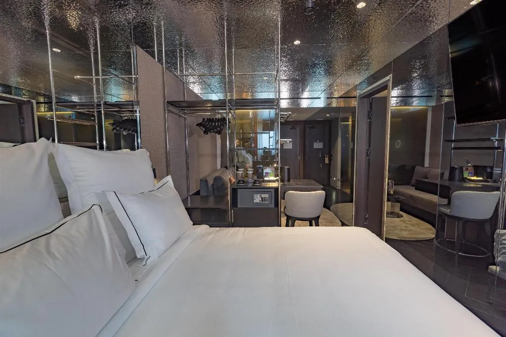 FAMILY ROOM GUEST ROOM Room, Adia Aluma Athens, Curio Collection, Athens