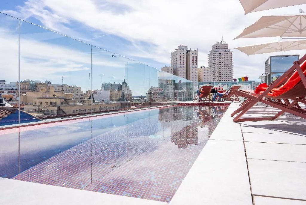 Terrace, Akeah Hotel Gran Via, Madrid