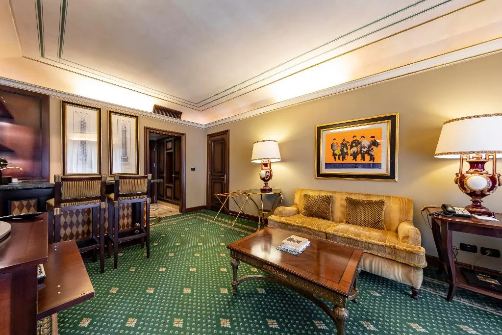 SUITE CAPACITY 4 Room, River Chateau, Rome