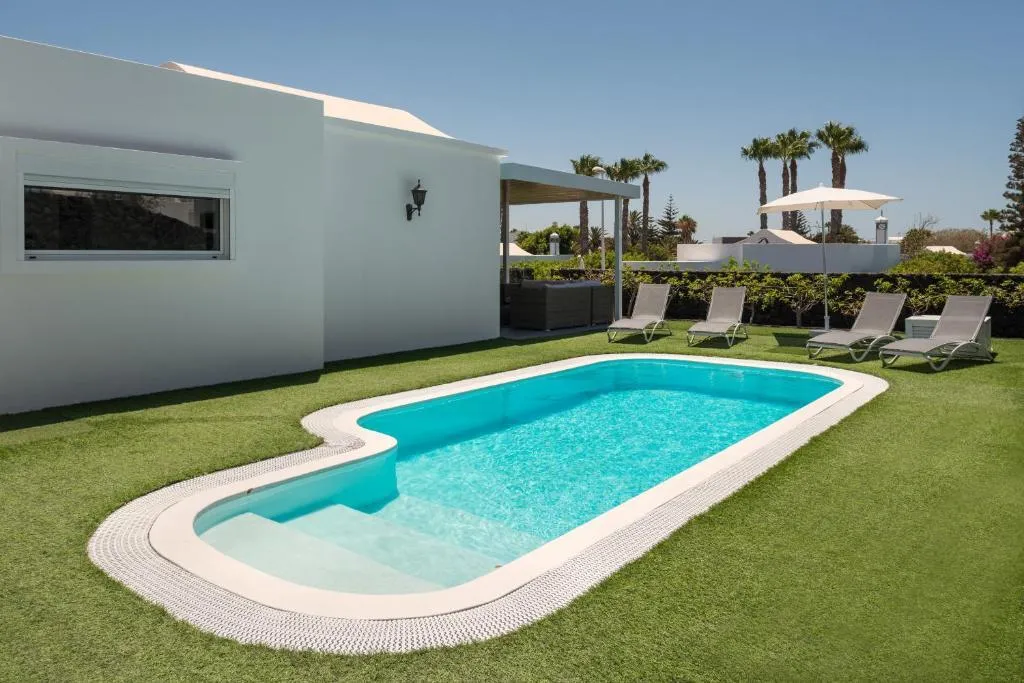 VILLA DELUXE TWO BEDROOM Room, Hyde Park Lane, Lanzarote
