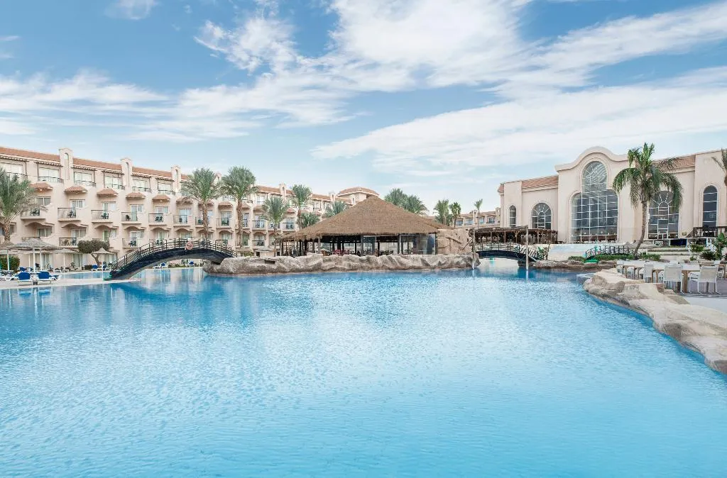 General view, Pyramisa Beach Resort Sahl Hasheesh, Red Sea Riviera