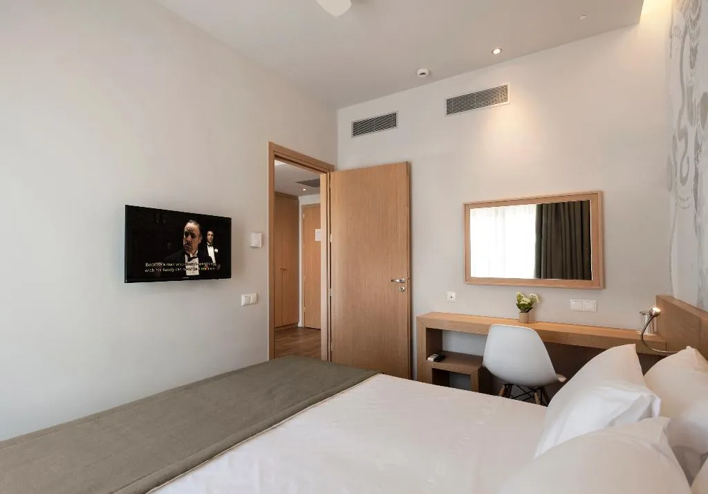 SUITE POOL VIEW ONE BEDROOM Room, Kriti, Crete