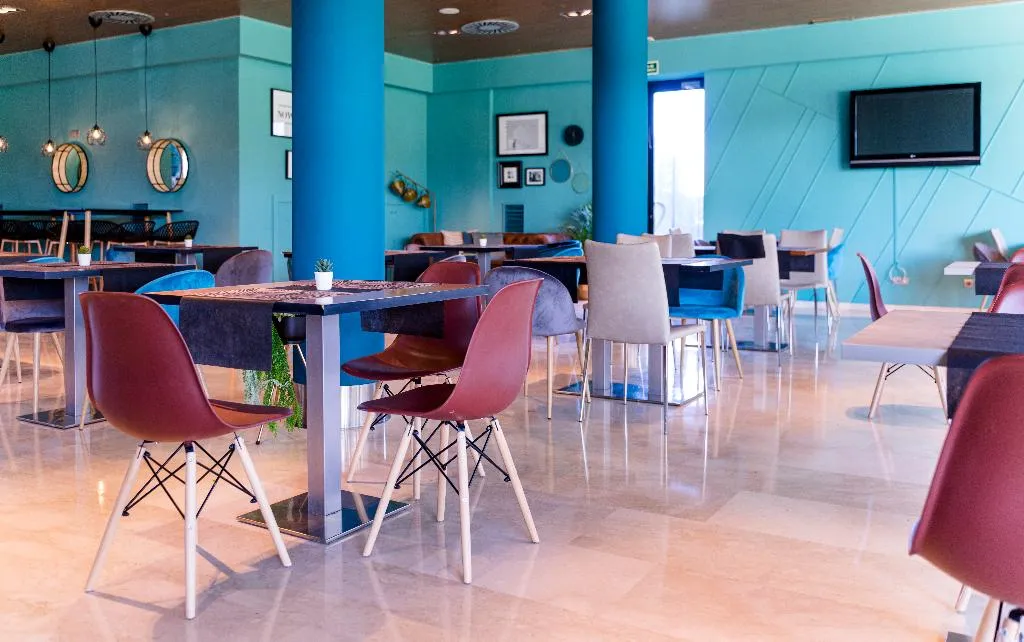 Restaurant, Azz Hotel Tactica, Valencia