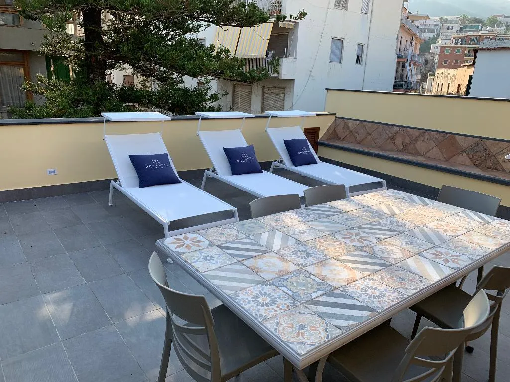 APARTMENT STANDARD Room, Don Giulio Luxury Rooms, Naples