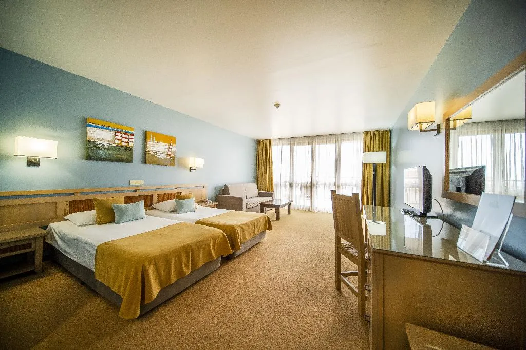 FAMILY ROOM STANDARD Room, HVD Clubhotel Miramar, Bourgas