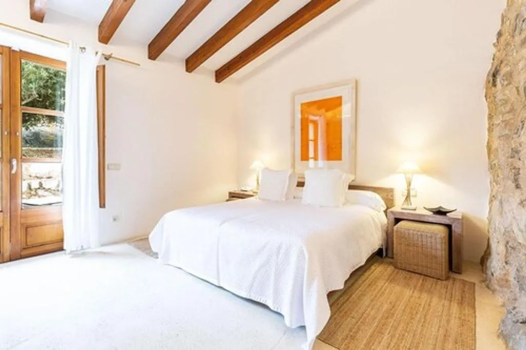 DOUBLE WITH TERRACE Room, Cases de Son Barbassa, Majorca