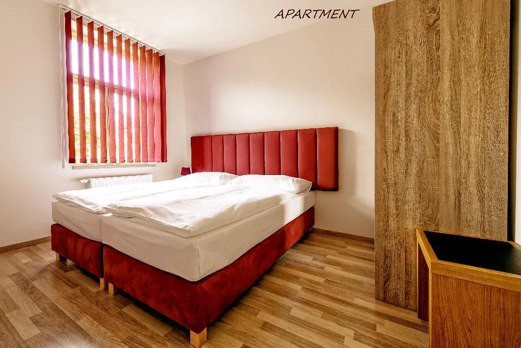 APARTMENT TWO BEDROOMS Room, Otakar, Prague