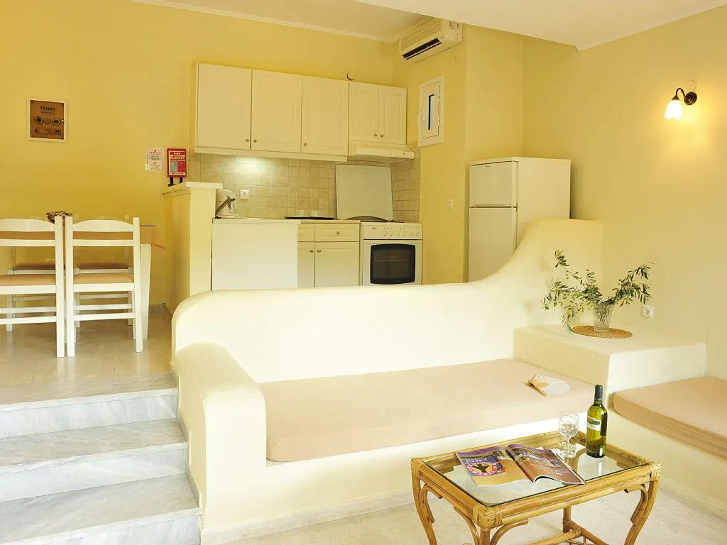 Room, Balaris Apartments, Corfu