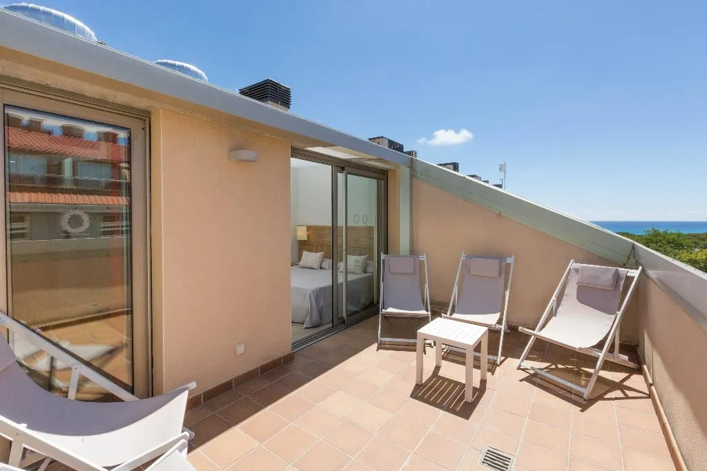 APARTMENT CAPACITY 6 TWO BEDROOMS Room, Aparthotel Odissea Park, Costa Brava