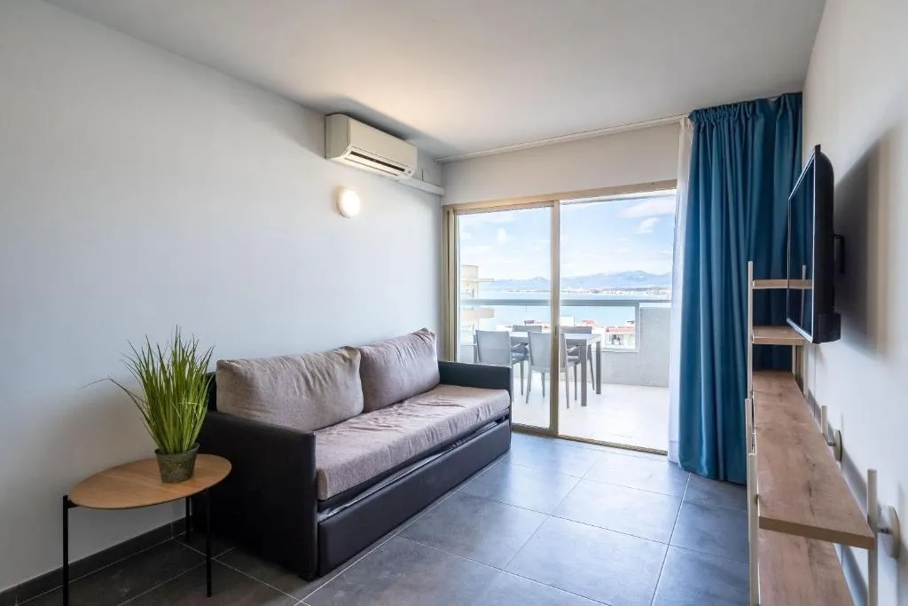 APARTMENT POOL VIEW ONE BEDROOM Room, Rentalmar Blue Beach, Costa Dorada