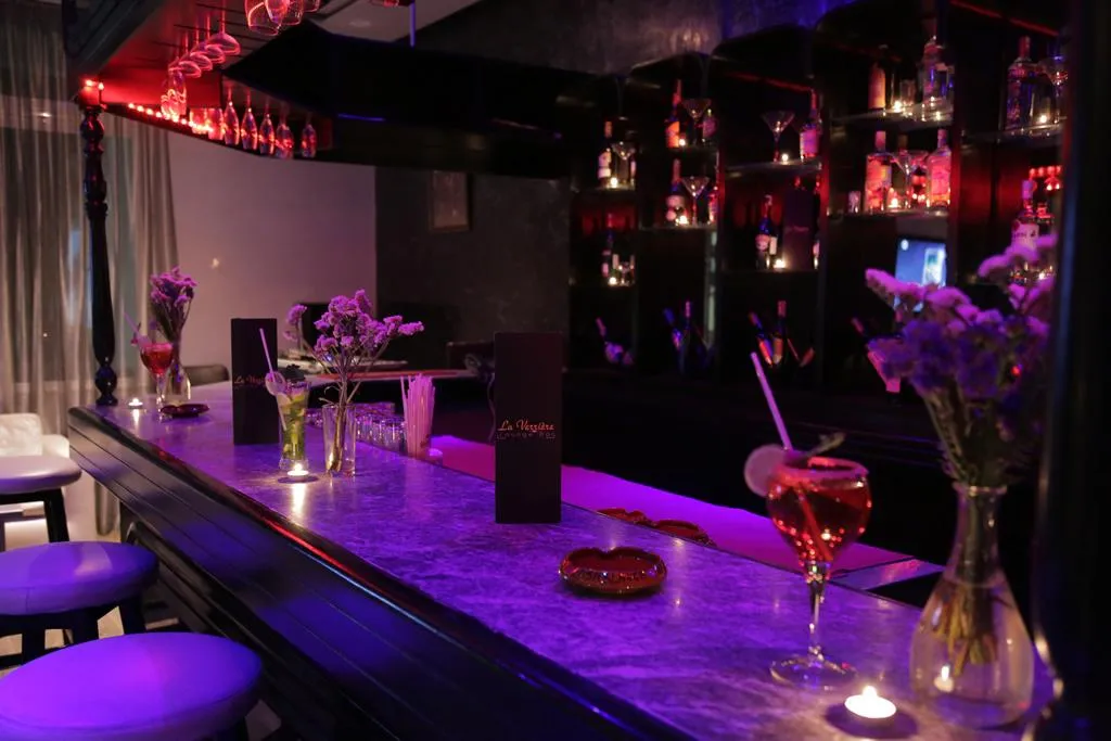 Bar, Suisse, Casablanca