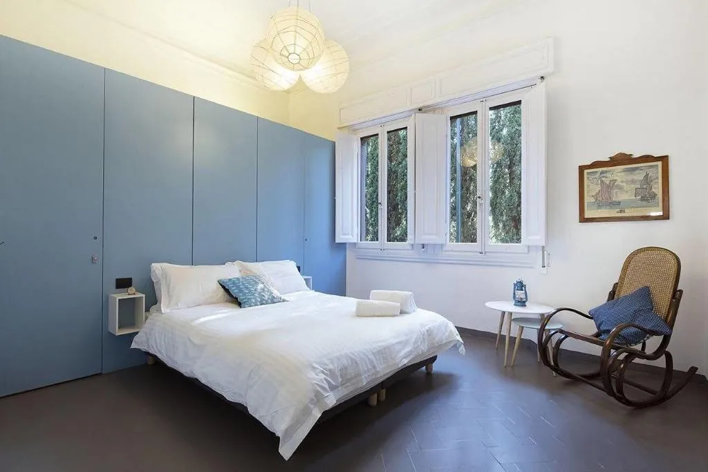 Room, Mòsì Firenze, Florence